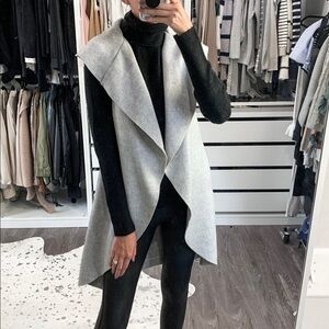 EUC bc ruffled sweater vest